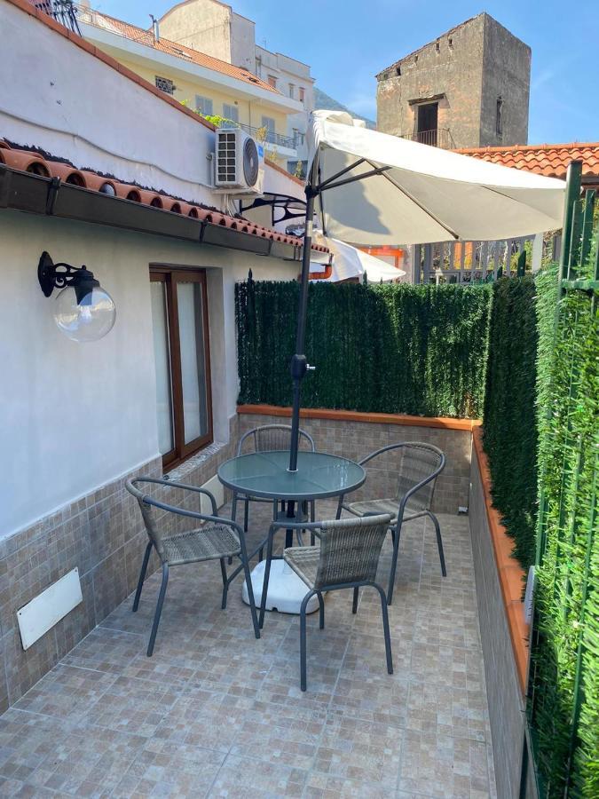 Maremonti Apartments Castellammare di Stabia Εξωτερικό φωτογραφία